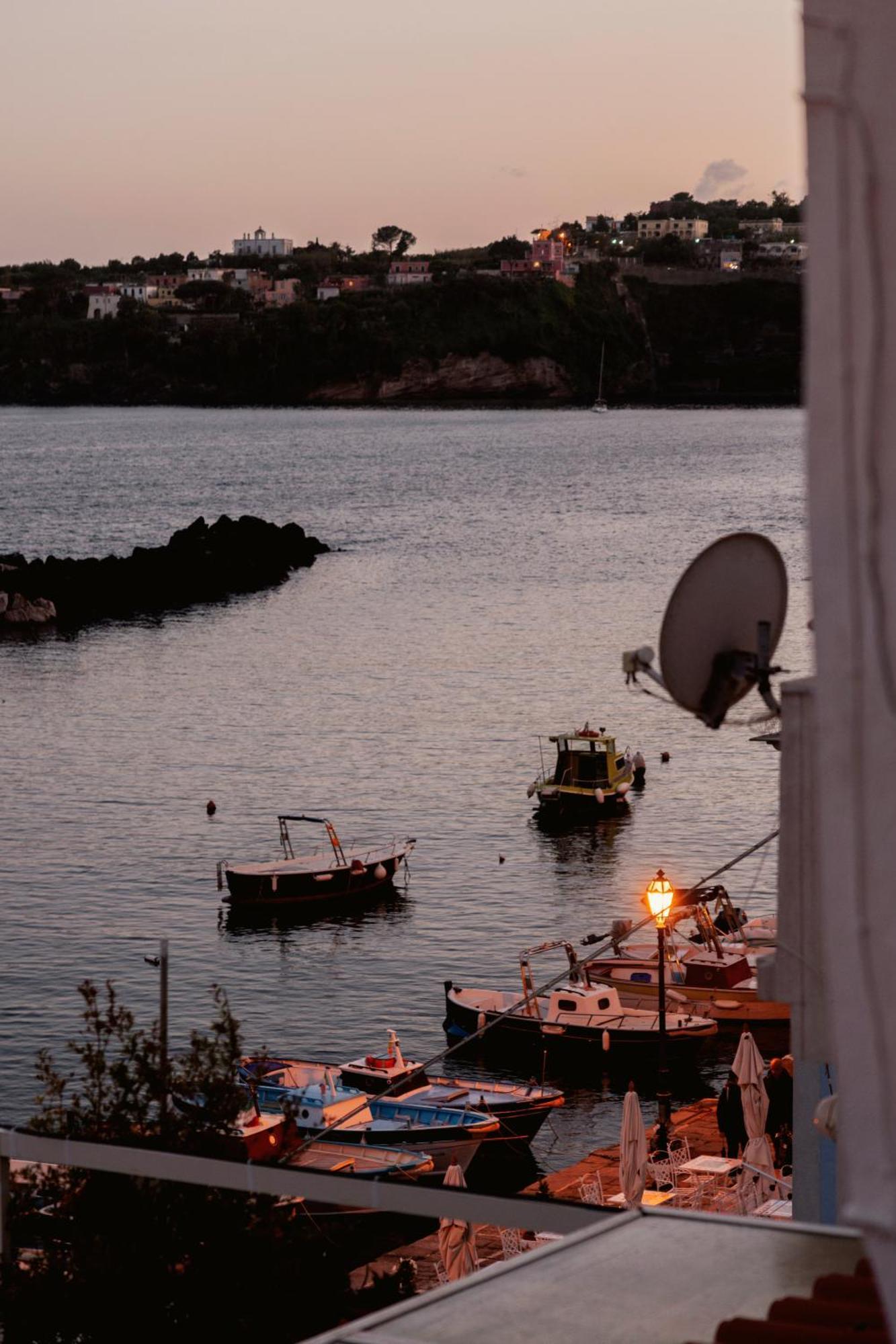 Villa Piscārĭa Procida Exterior foto