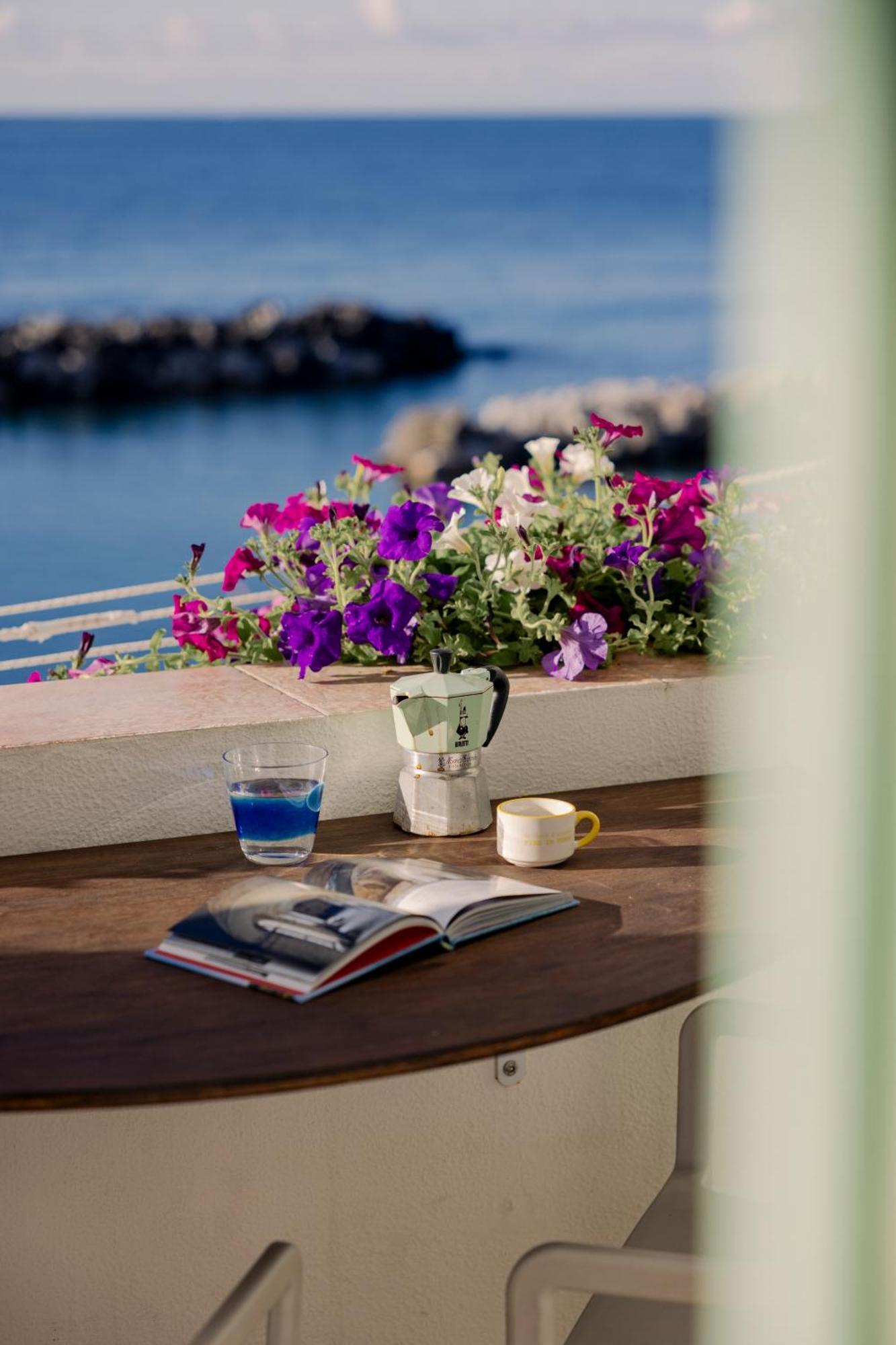 Villa Piscārĭa Procida Exterior foto